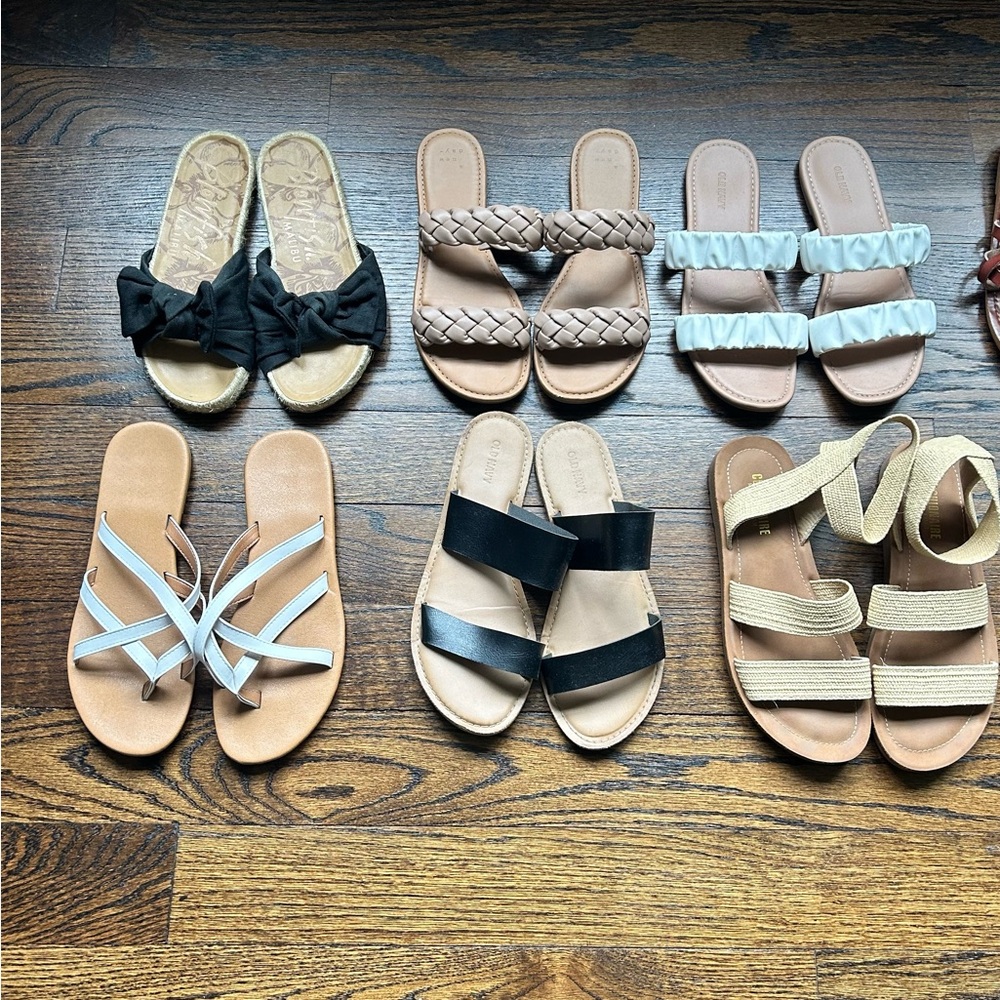Lot of 12 pairs of sandals